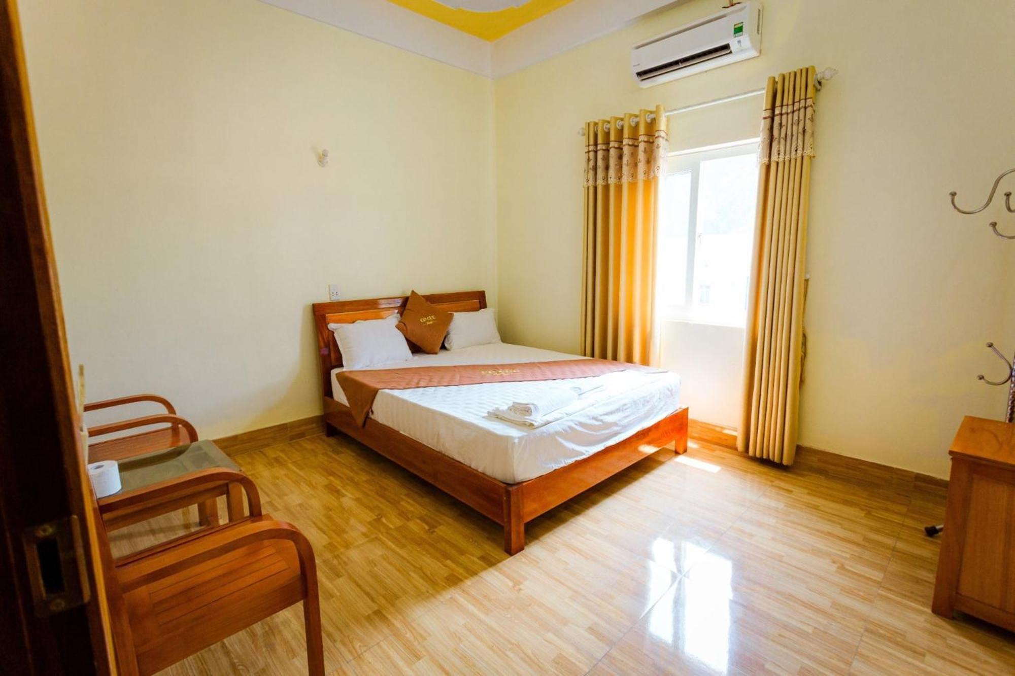 Hotel Co Cuc Cu Lac Esterno foto